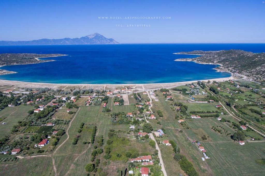 Traditionelles Appartement Athos Shadow Am Meer Paralia Sikias Buitenkant foto
